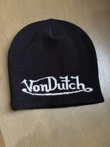VonDutch 블랙 니트 모자