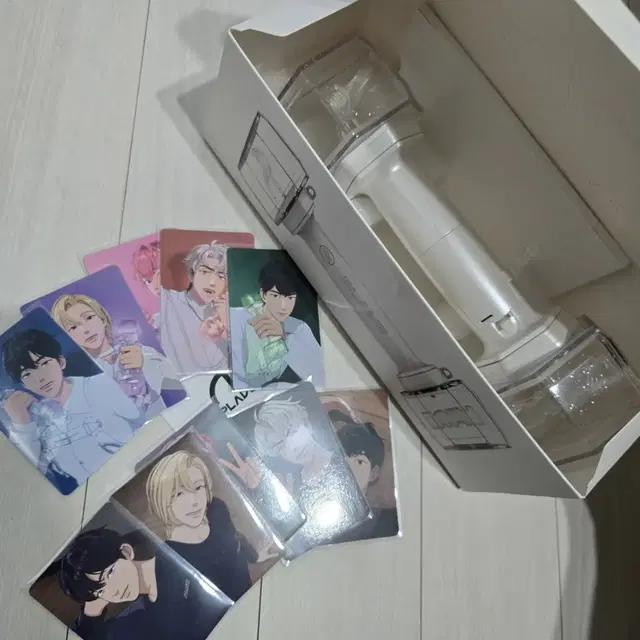 플레이브 응원봉 판매합니다