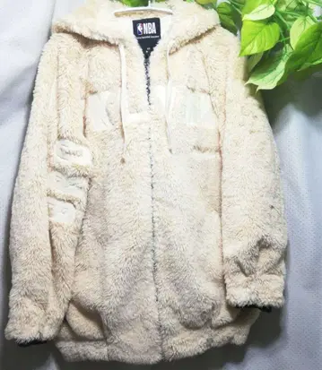 NBA 브루클린 네츠 아이보리 빅 퍼 후디 자켓