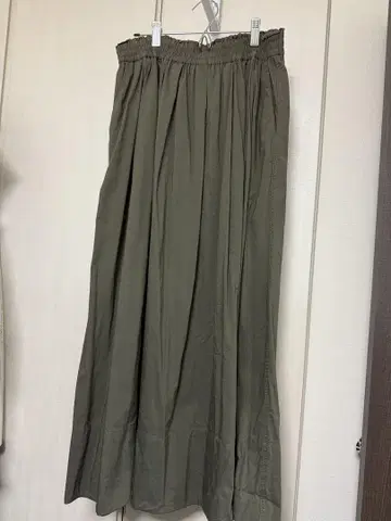[ ZARA ] 롱 스커트 카키 XS