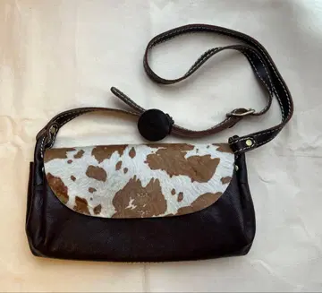 [ 거의 새상품 ] 송치 숄더백 천연 가죽