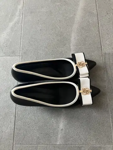 리본 포함 스틸레토 펌프스 24.5cm