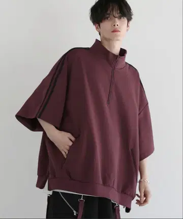 LILL 실루엣 코튼 분또 드레이프 트랙 하프 지퍼 반팔 풀오버
