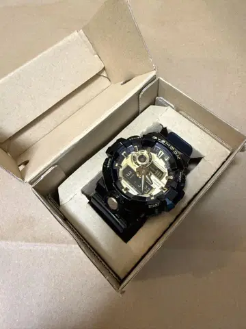 G-SHOCK 블랙/골드