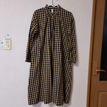 체크 무늬 긴팔 롱 원피스