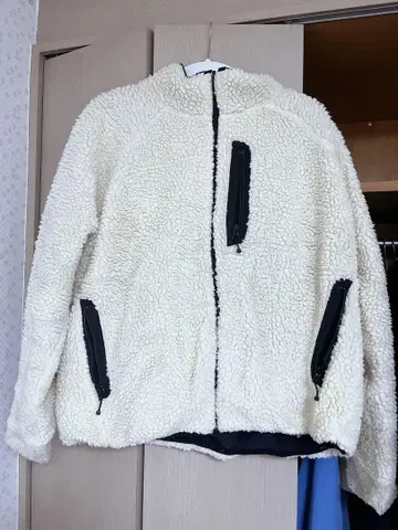 [FREAKS STORE] 리버서블 플리스 자켓 크림색