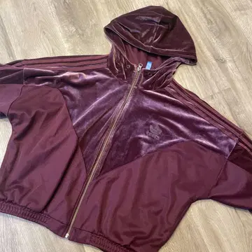 adidas 버건디 후드 부착 저지