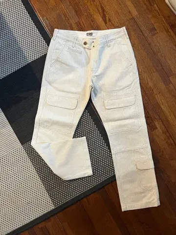 FOR FACTORY 화이트 카고 팬츠