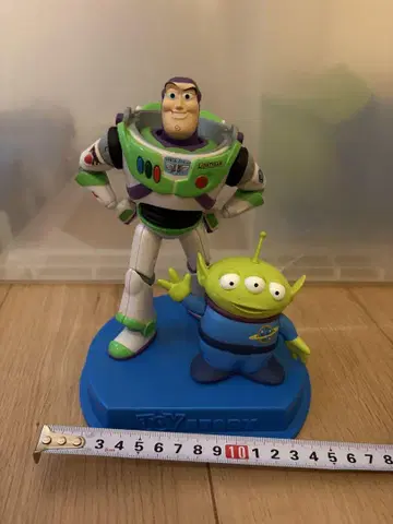 토이 스토리 버즈 라이트이어 에이리언 피규어