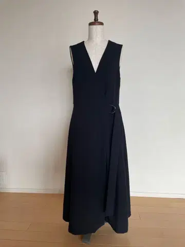 띠어리 럭스 Cisimo Rose 원피스