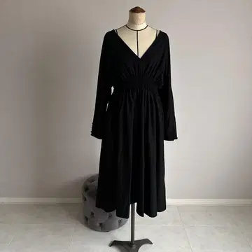 블랙 V넥 롱 원피스 ZARA
