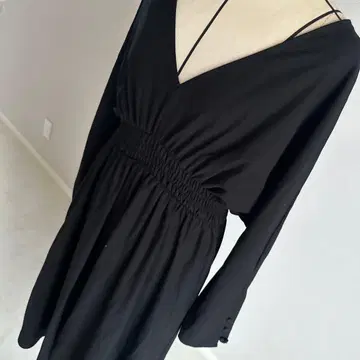 블랙 V넥 스트레치 롱 원피스 ZARA