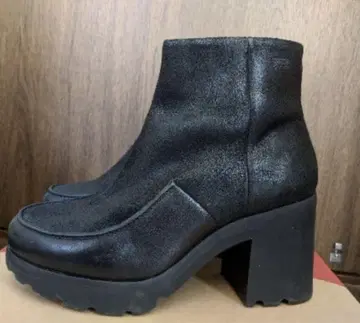 Camper 소가죽 숏부츠