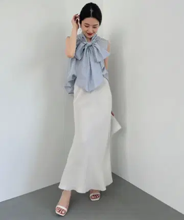 아뉴앙스 피브릴 큐프라 내로우 스커트 라이트 그레이 anuans