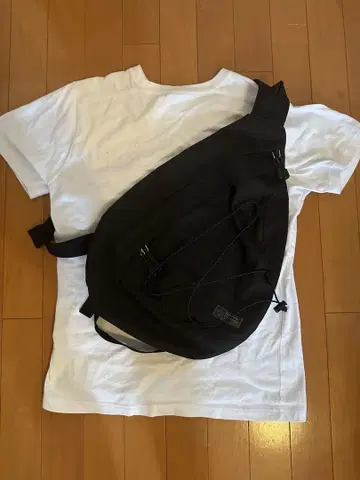 UNKNOWN ONE SHOULDER BAG Y2K TECH BLACK