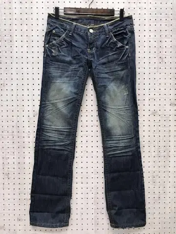 00년대 Y2K 헤이세이 아카이브 구제 의류 스터드 스파이크 데님 청바지