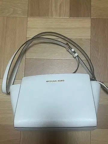 MICHAEL KORS 화이트 숄더백