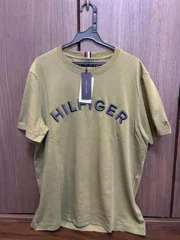 TOMMY HILFIGER 올리브색 T셔츠 택 포함 새상품