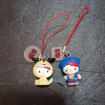 헬로키티 변신 컬렉션 스트랩 2개 세트