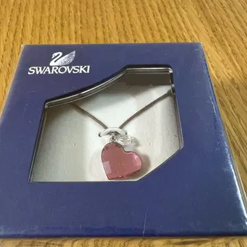 Swarovski 하트형 목걸이 로즈