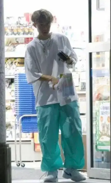 9090 코무돗토 유타 착용 WOVEN PANT / M 사이즈