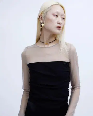 시스루 긴팔 상의 블랙 베이지