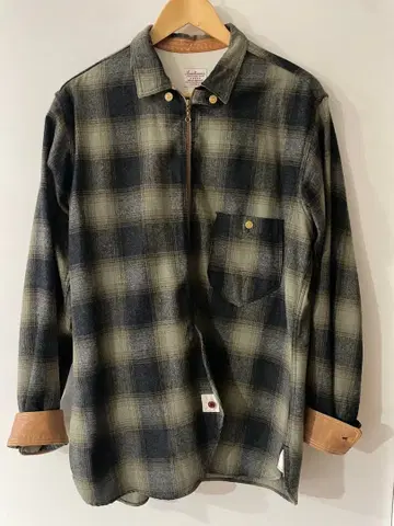 아나크로놈 가죽 절개 집업 체크 셔츠