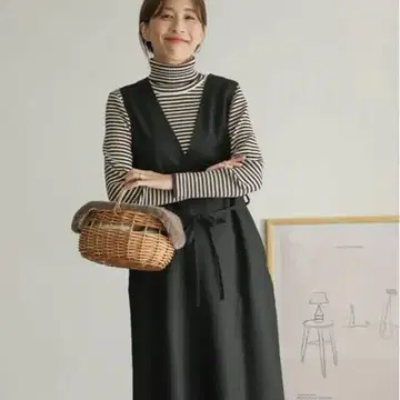 슬리브리스 롱 원피스 블랙 어반 리서치