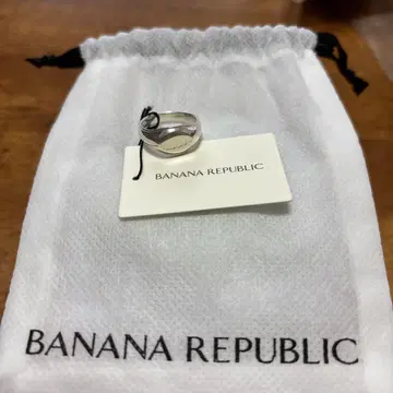 Banana Republic SignetRing