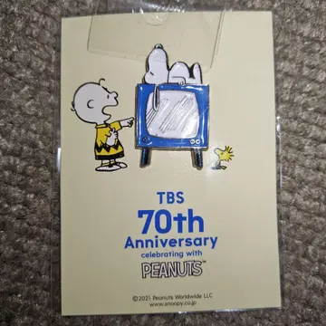 TBS 70주년 스누피 핀 배지