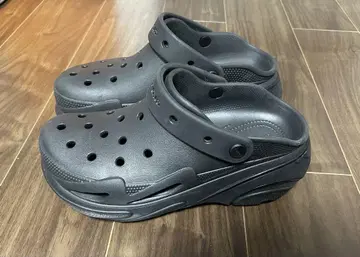 버블 크러쉬 크로그 (Black)