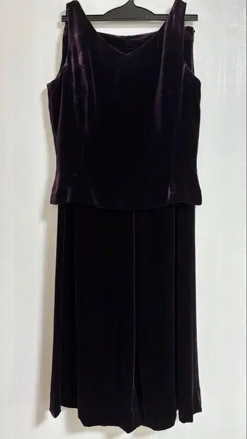 [ 약간의 흠집 있음 ] ANNTAYLOR 벨벳 드레스 세트 퍼플 계열