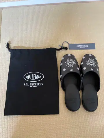 CHALLENGER 블랙 샌들 슬리퍼