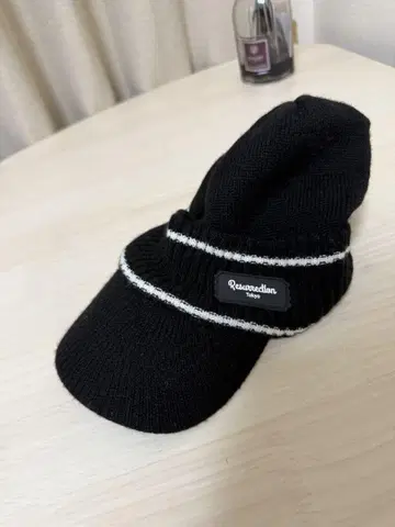레저렉션 니트 모자