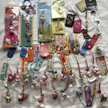 지역 한정 키티 스트랩 등 헬로키티 30개 묶음 판매