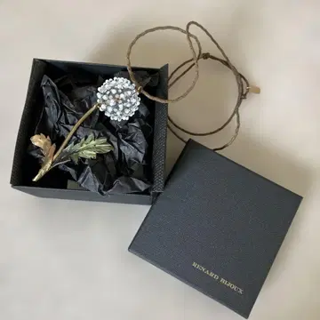 Renard Bijoux 레나드 비쥬 민들레