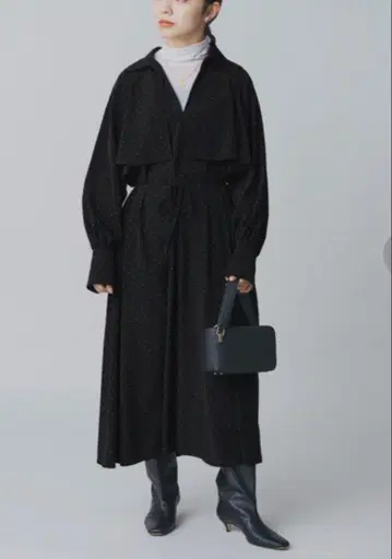 택 포함 도트 새시 원피스