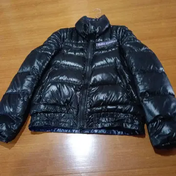 로데오 크라운즈 블랙 다운 자켓