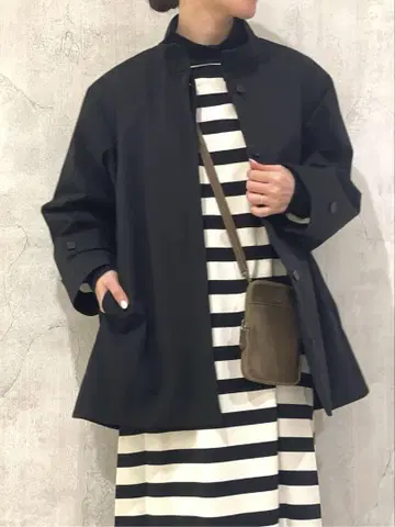 플레어 실루엣 블루종 비어즐리