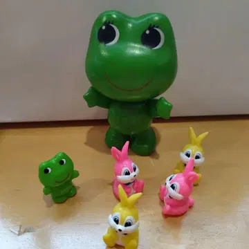 사토짱 굿즈 개구리와 토끼 피규어 세트