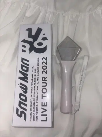 Snow Man LIVE TOUR 2022 응원봉