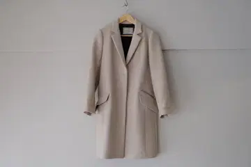 아이보리 체스터 코트 울 100% PENSEE