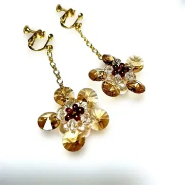 SWAROVSKI 크리스탈 꽃 모티브 롱 귀찌 골드 가을