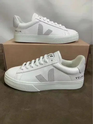 VEJA CAMPO 화이트 스니커즈