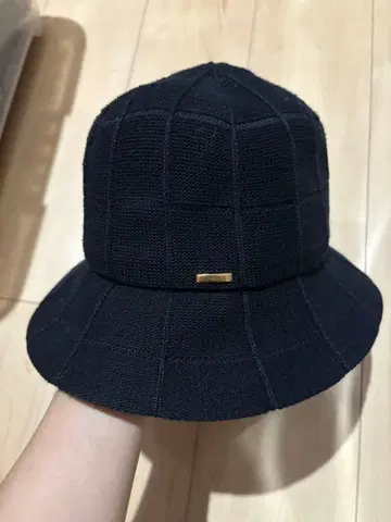 네이비 버킷햇 니트풍