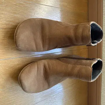 브라운 스웨이드 숏부츠