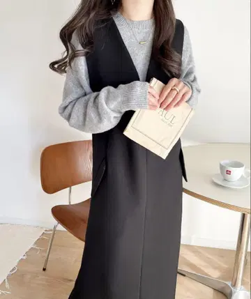 [ M ] 클래식 엘프 V넥 원피스 블랙