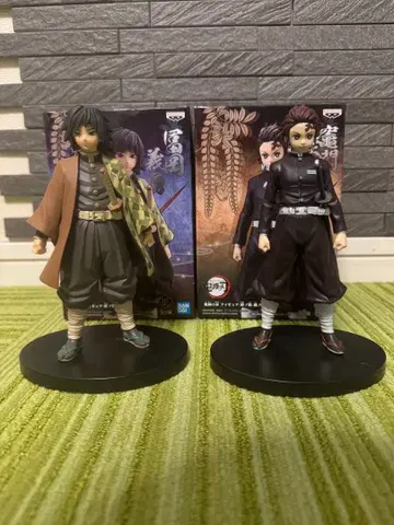 귀멸의 칼날 탄지로와 토미오카 기유 피규어 세피아 세트