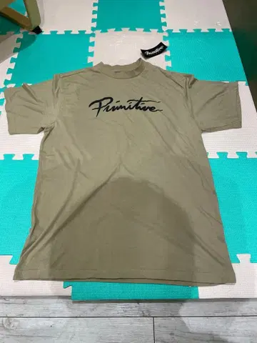 Primitive T셔츠 L 사이즈