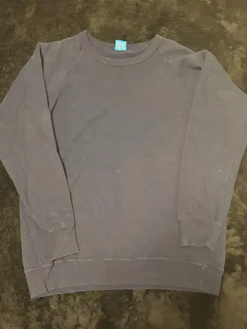 Good on 구드온 맨투맨 네이비 sweat